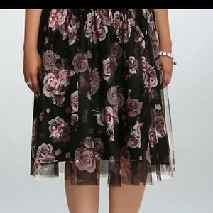 Torrid floral tulle mini skirt